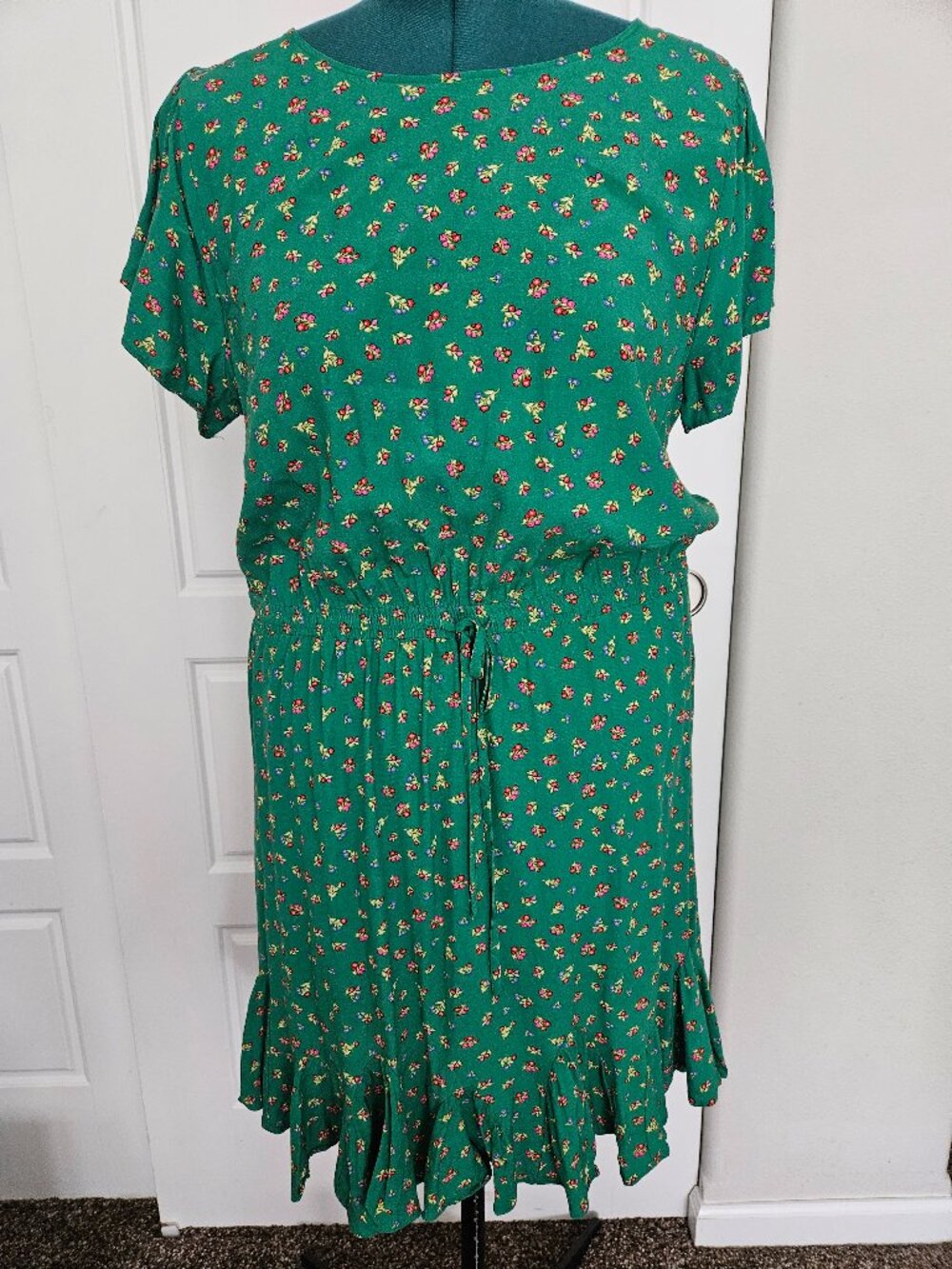 Loft Dress Green with Flowers XL